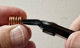 Susan LeGuyader's Jump Ring Tips - , Findings & Components, Toggles & Clasps, Earwire & Headpin, Jump Rings, Jump Ring, Making Jump Rings, Flip the flush cutters